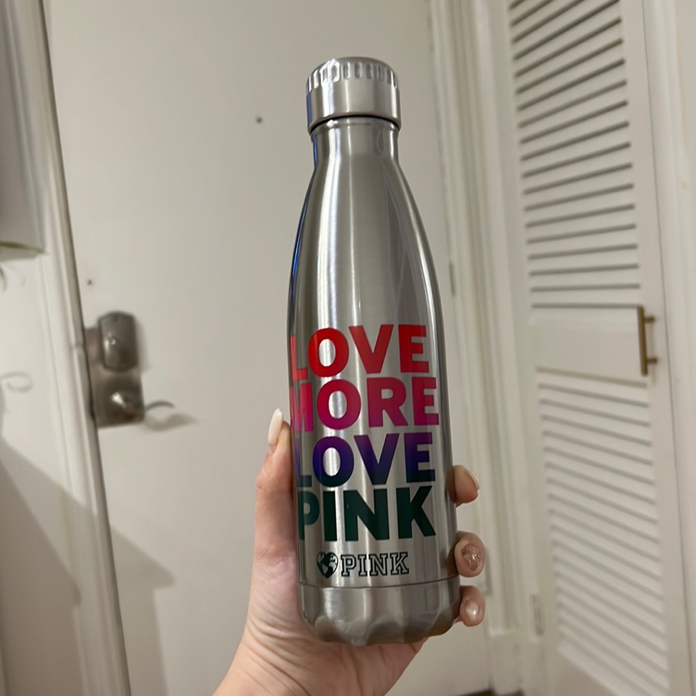 NWT rare VS PINK water bottle